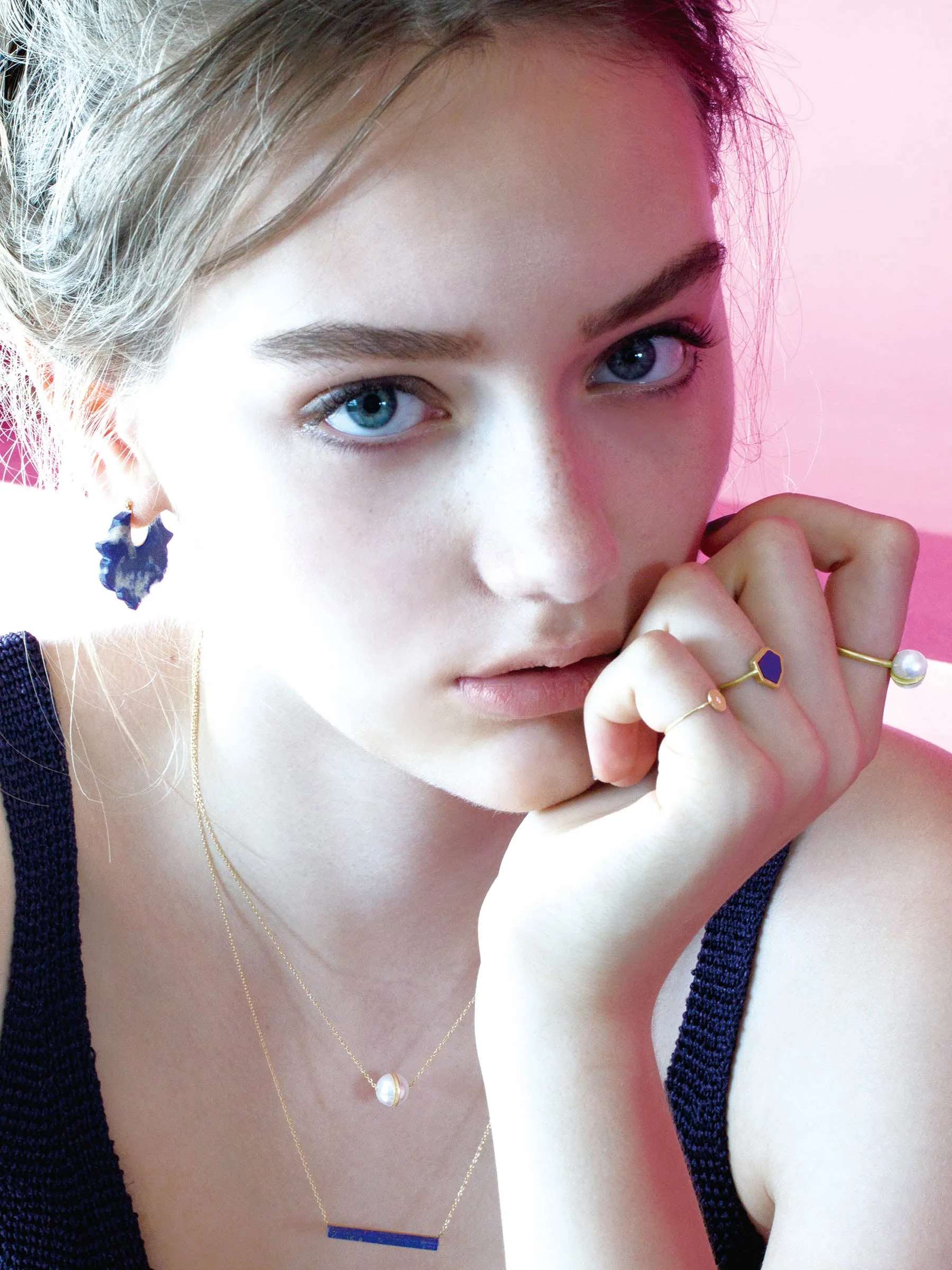 CREST / Pierced Earrings / Lotus / Lapis Lazuli