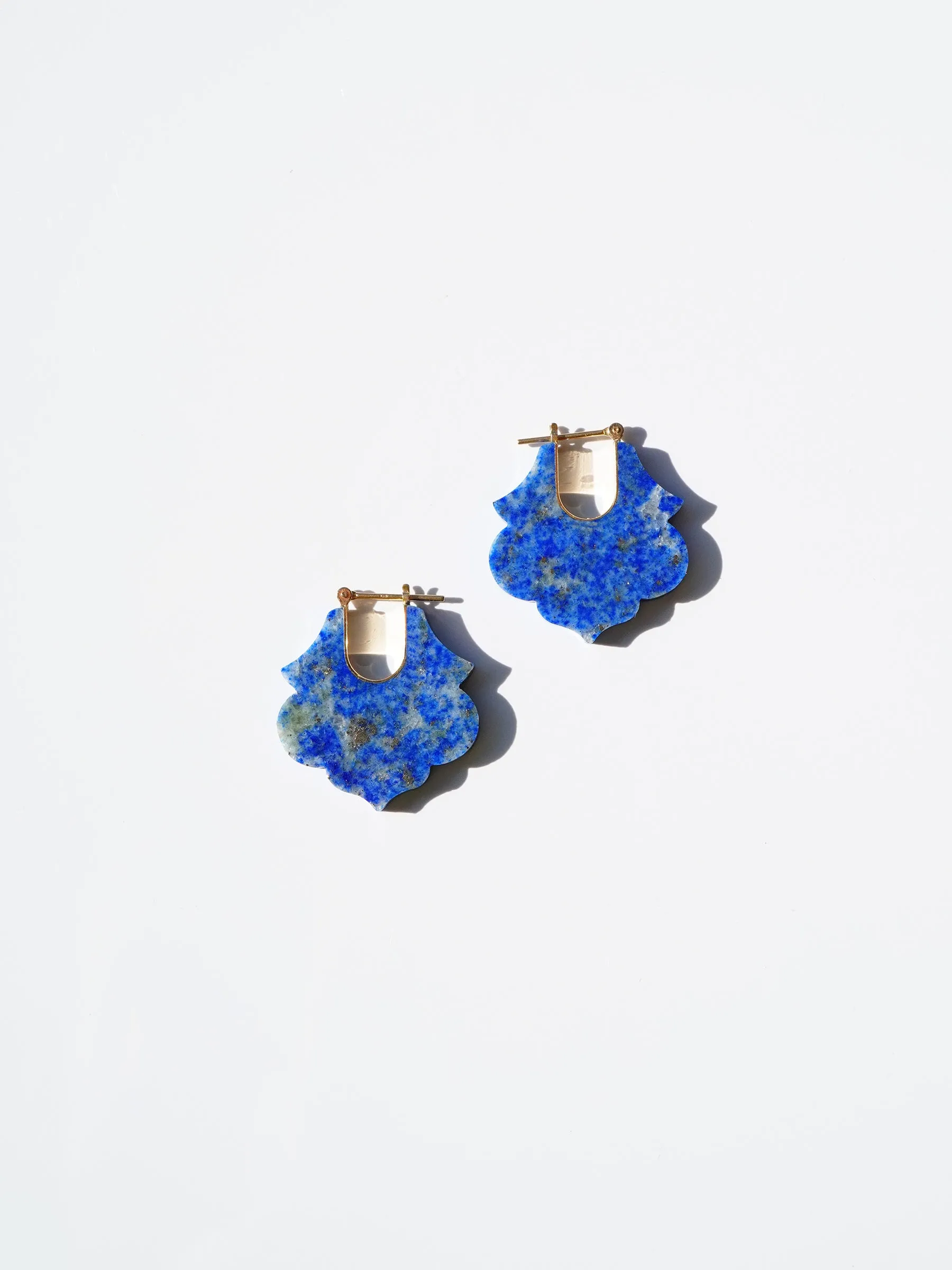 CREST / Pierced Earrings / Lotus / Lapis Lazuli