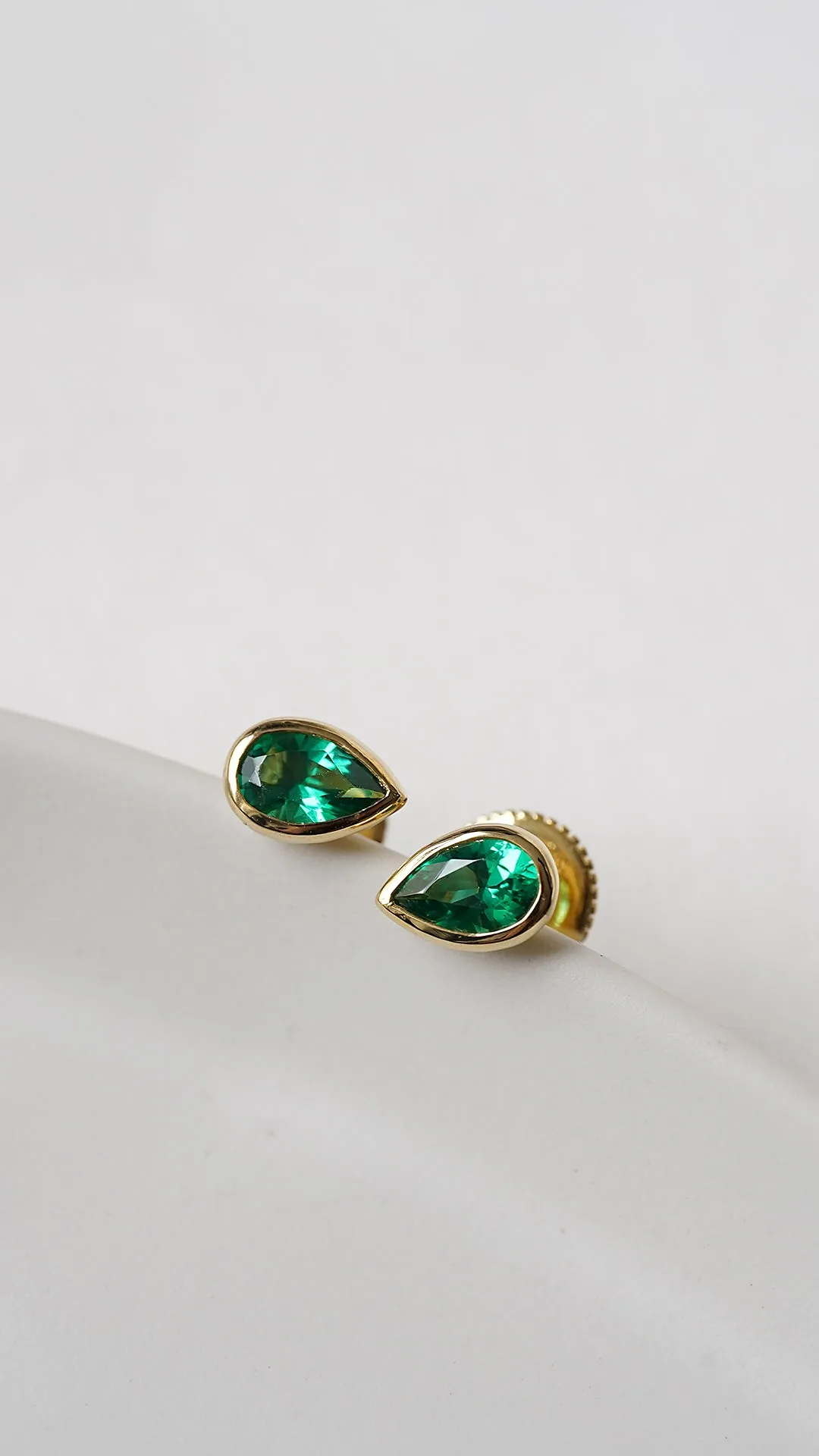 Danu Studs Emerald 18K Gold Vermeil