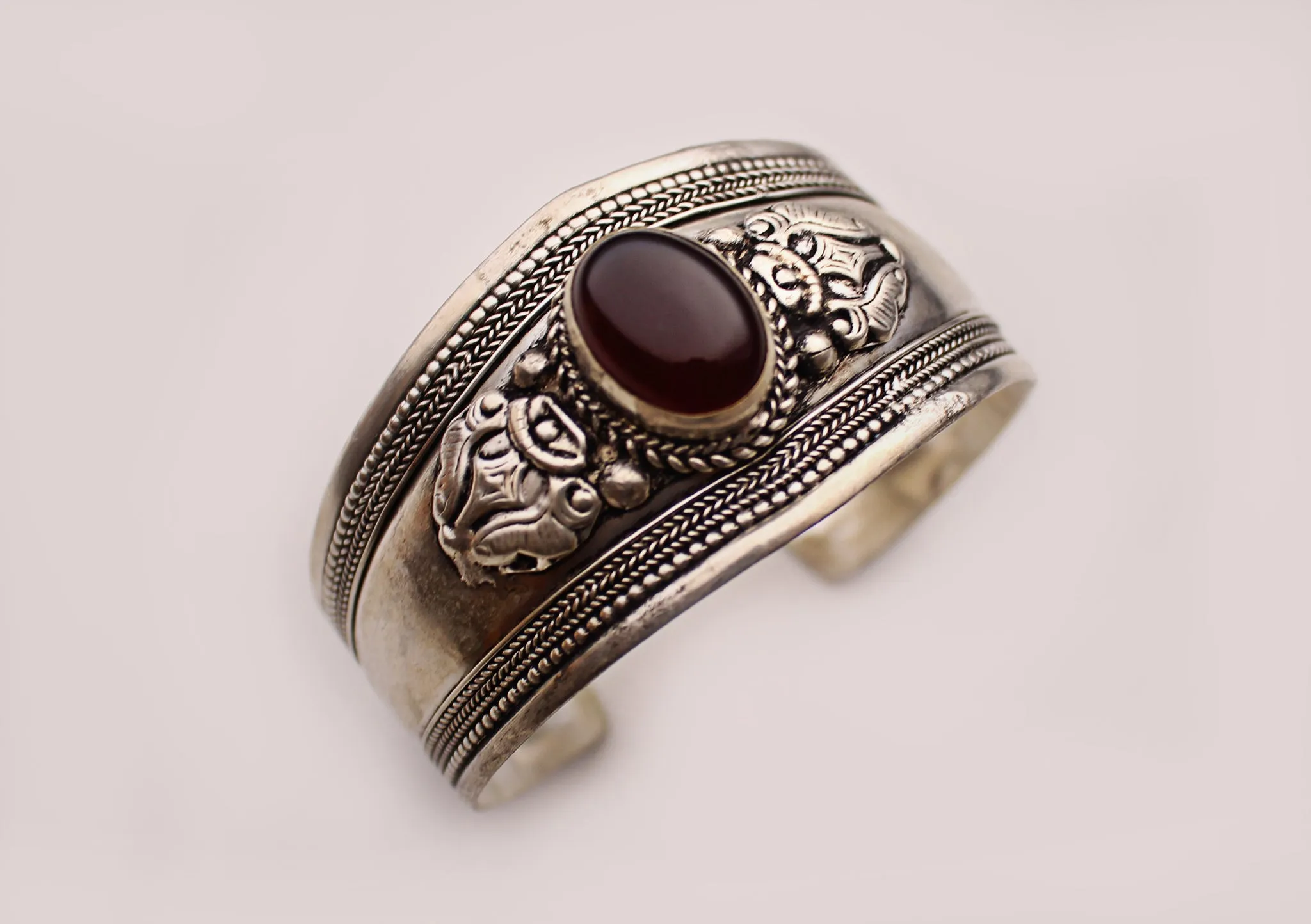 Garnet Inlaid White Metal Bracelet