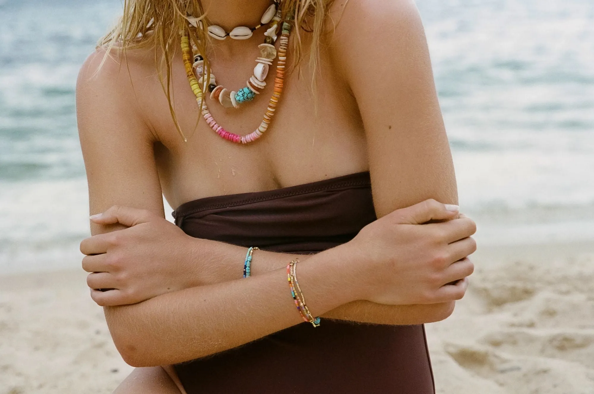 Lagoon Gold Plated Bracelet w. Beads & Turquoises