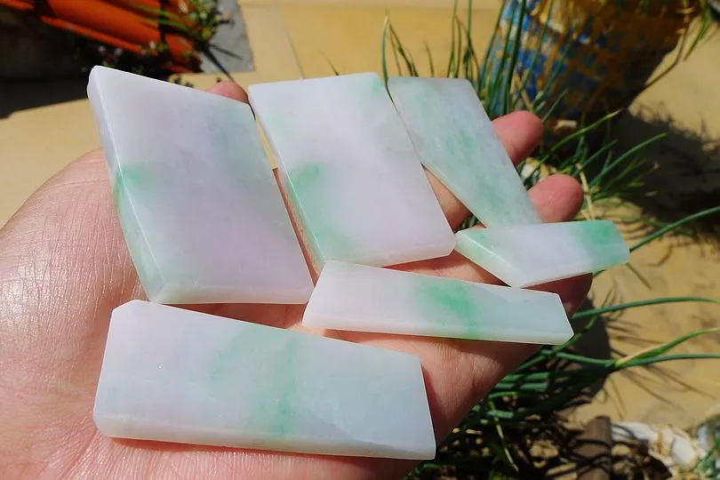Natural Jade Rough Jadeite Raw 112g