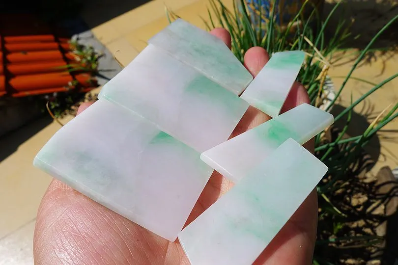 Natural Jade Rough Jadeite Raw 112g