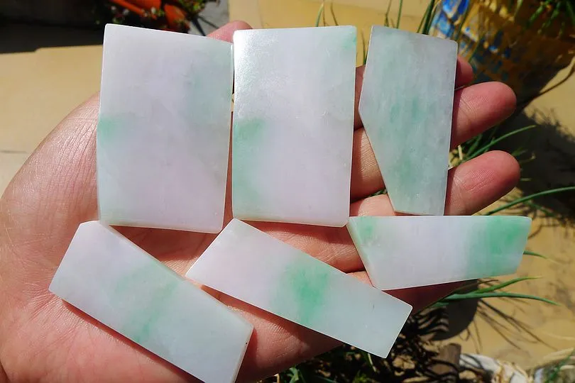 Natural Jade Rough Jadeite Raw 112g