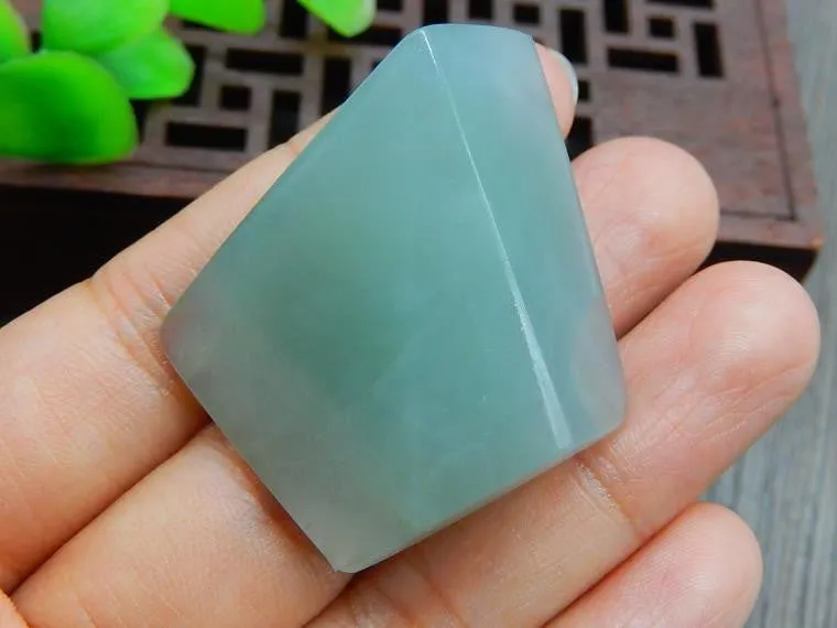 Natural Jade Rough Jadeite Raw (25g, 36X32X14mm)