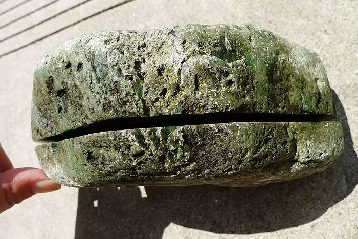Natural Jade Rough Jadeite Raw 3.18kg