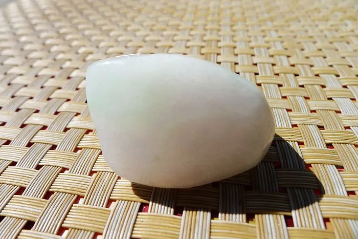 Natural Jade Rough Jadeite Raw (59g,4X3.7X3.5cm)