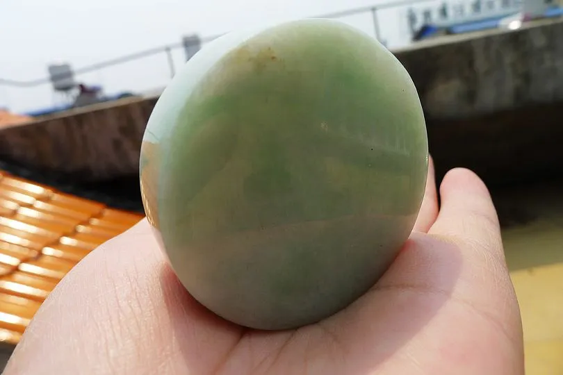 Natural Jade Rough Jadeite Raw (96g,5.2X5.2X1.4cm)