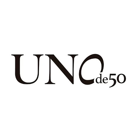 UNOde50 Rigid Necklace with 18K gold-plated Front Clasp and White Topaz