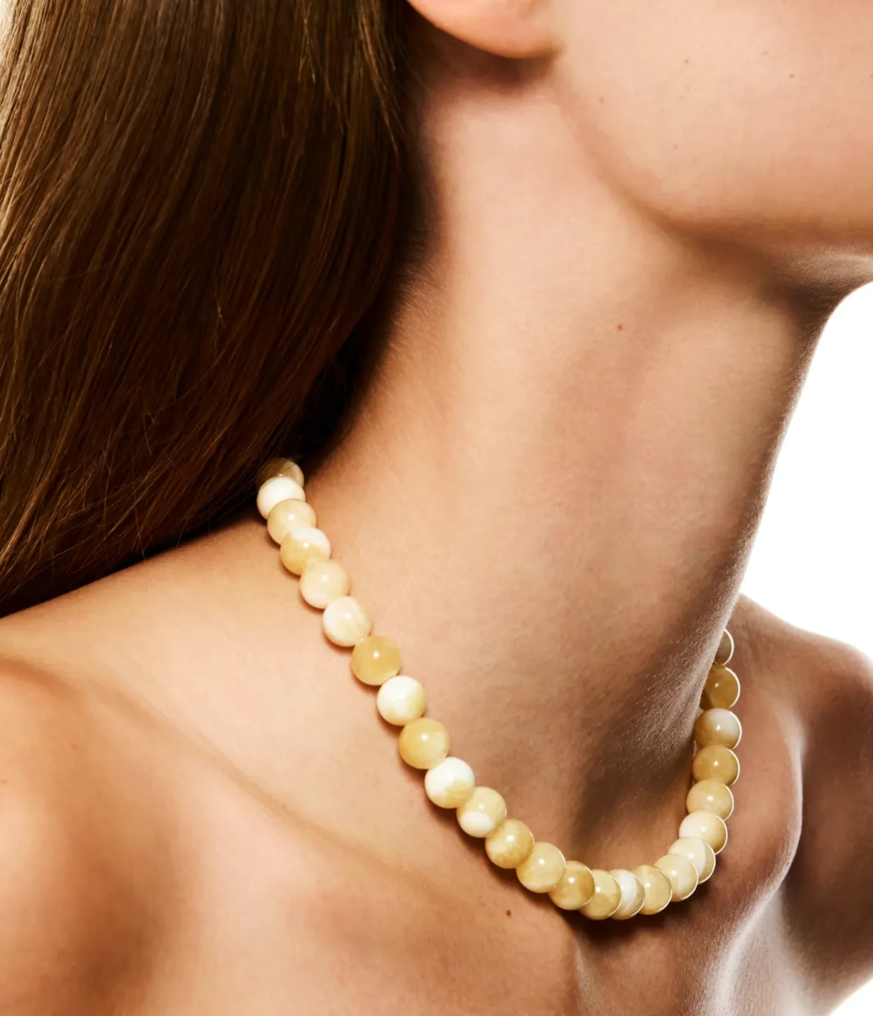 Zoe Beaded Necklace in Beige Topaz